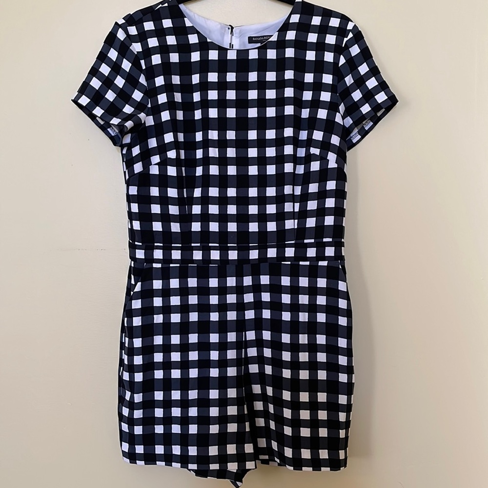 Black and white summer romper with pockets